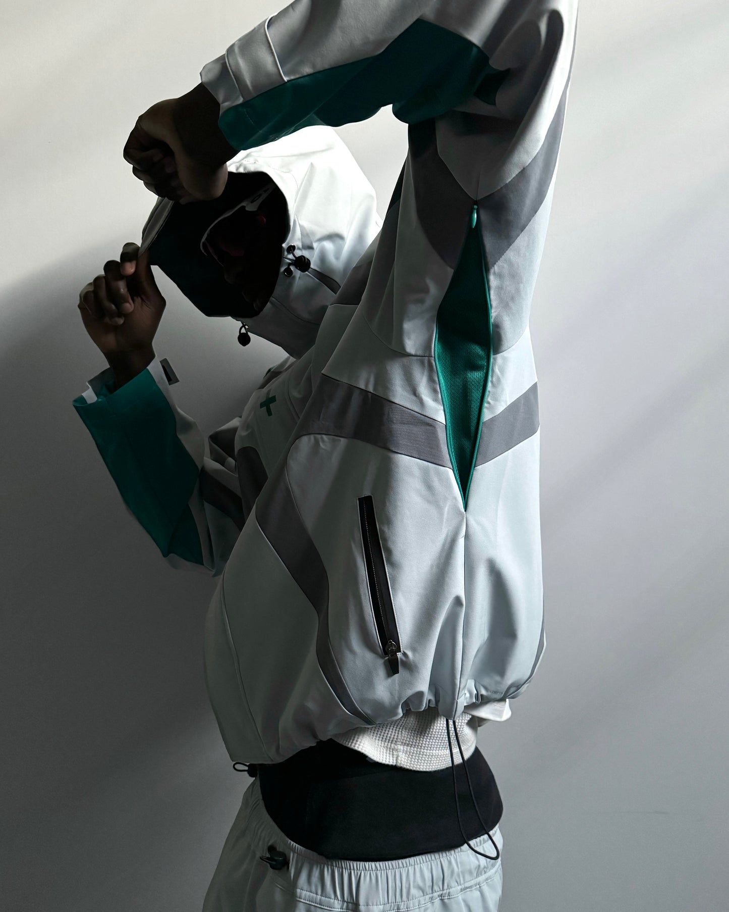 01. Lume Shell Jacket