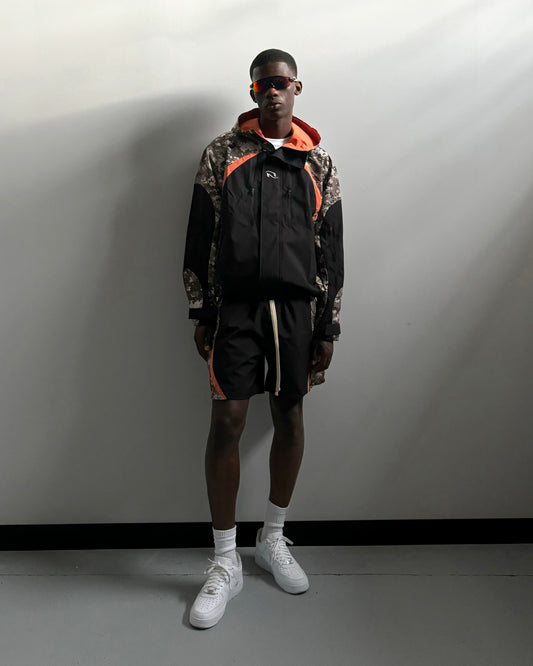 004. Velo Shell Jacket