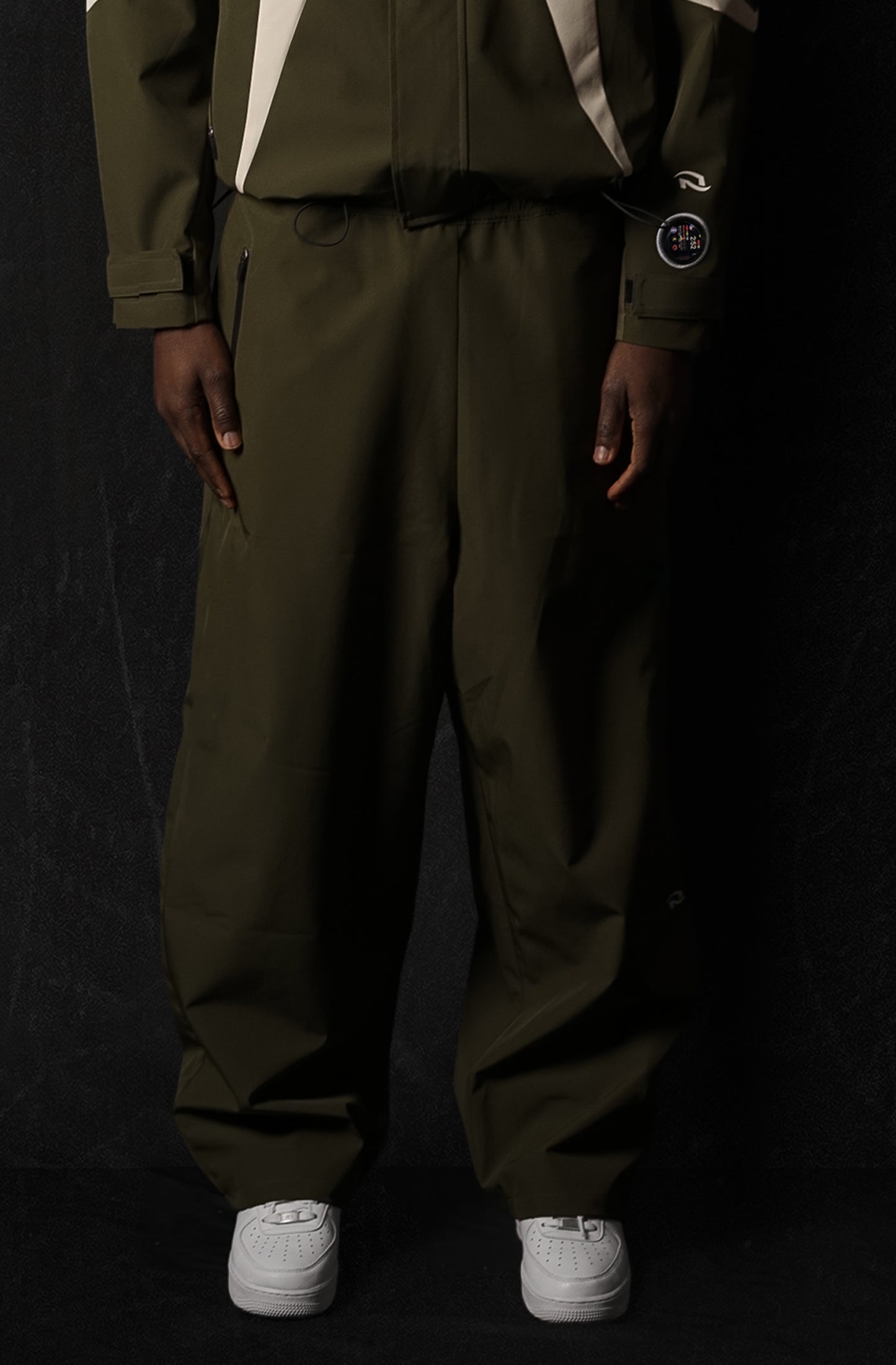 001. Lume Shell Pants - Olive