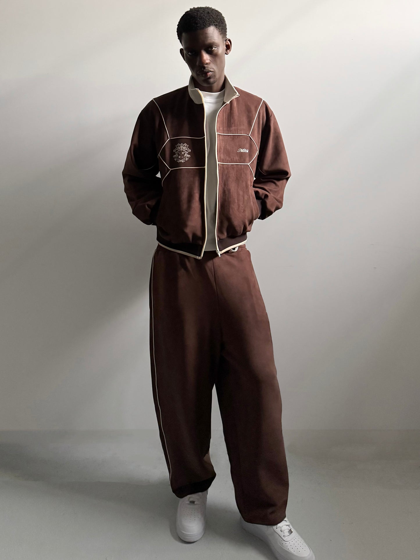 002. NL Team Pants Brown Suede