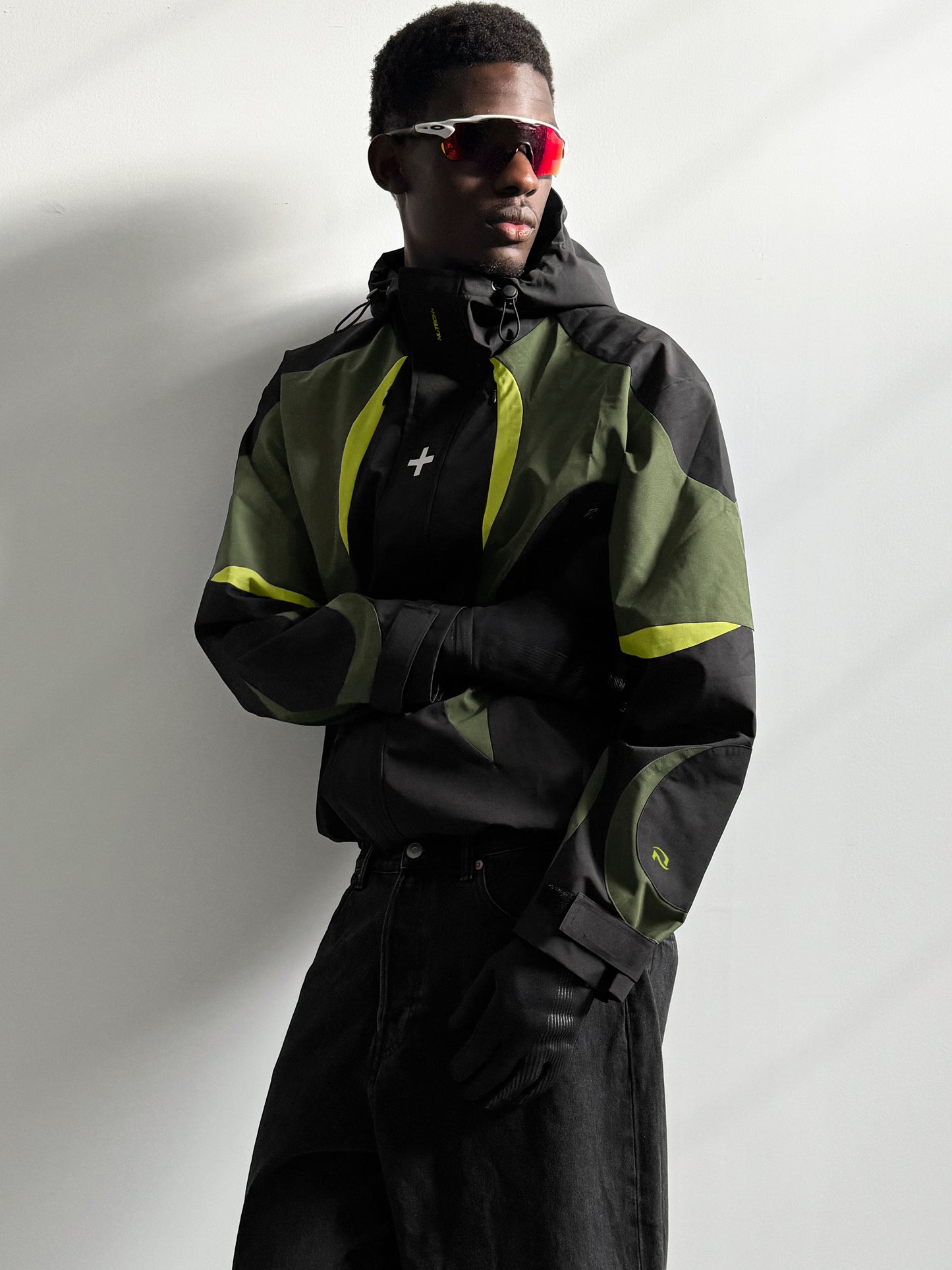 000. OCTO Shell Jacket v2 Olive/Neon