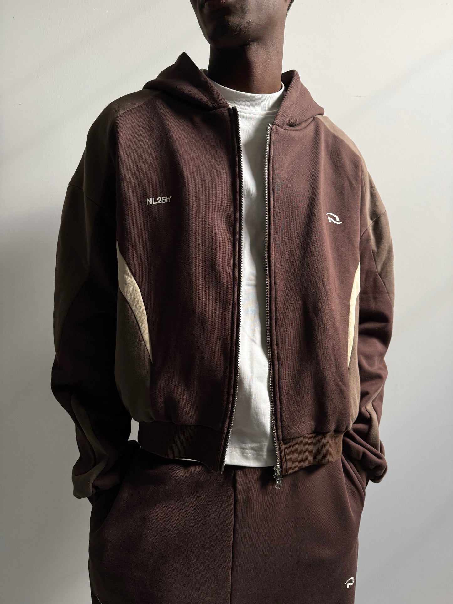 005. Night Lab Zip Hoodie - Mocha
