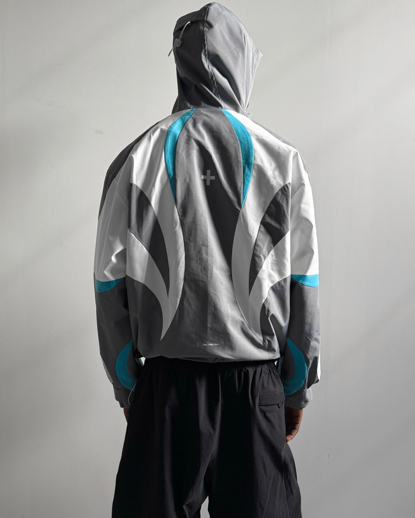 02. OCTO Shell Jacket v2 Arctic