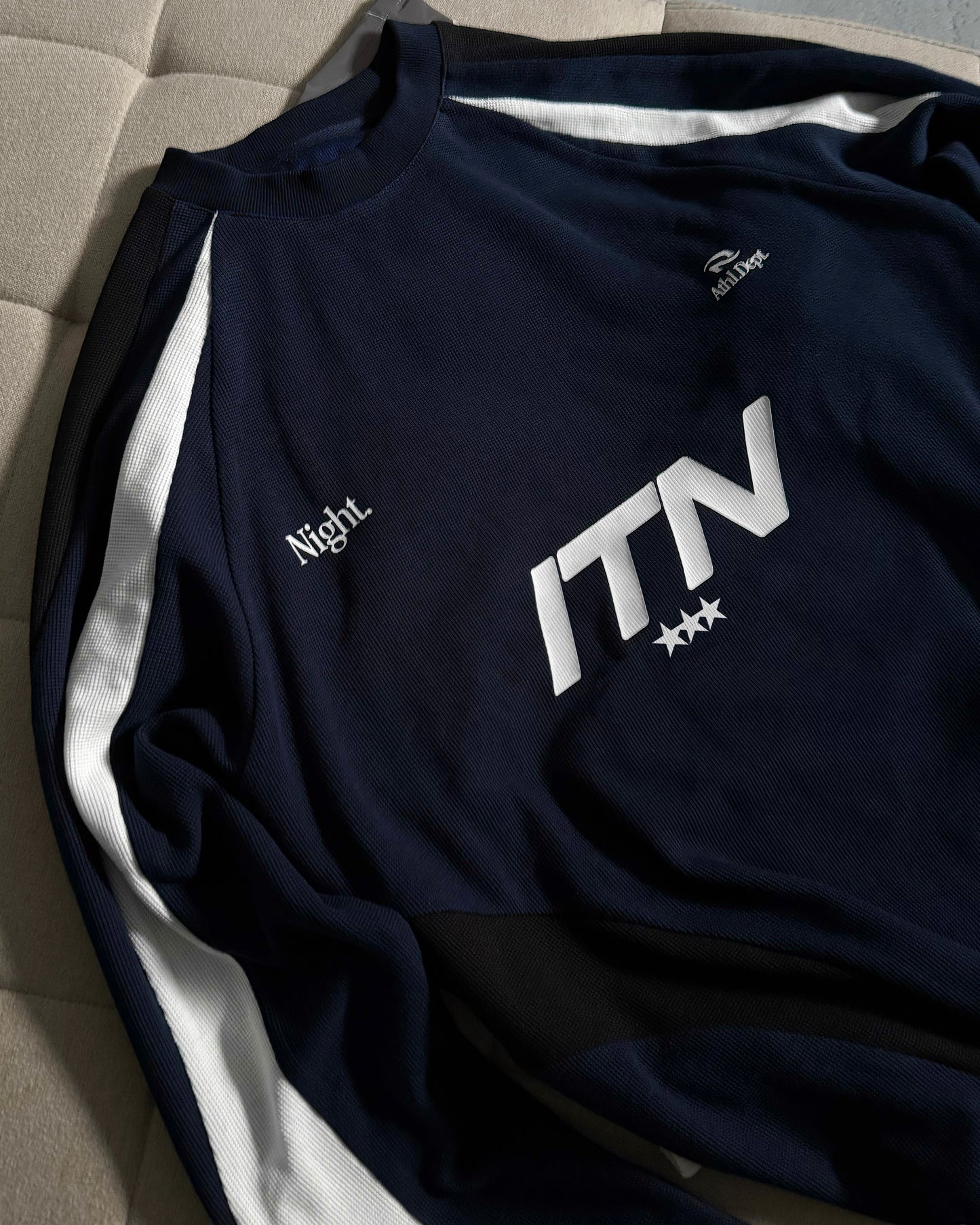 003. (FREE OPTION) 3 YEAR ANNIVERSARY WAFFLE LONG SLEEVE