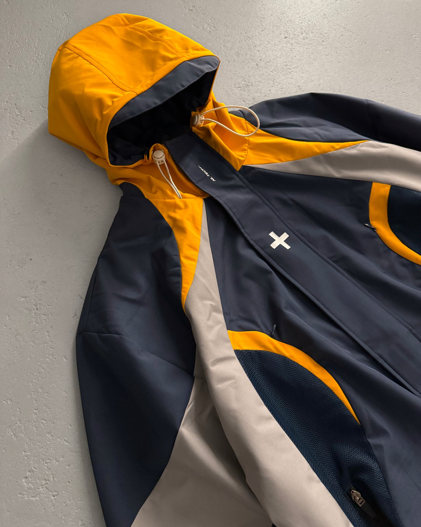 009. Peak 1.0 Shell Jacket
